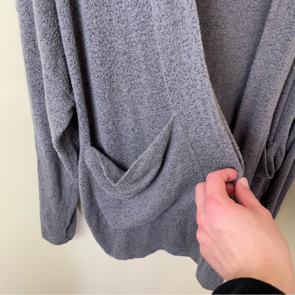 Young Fabulous & Broke Soft Gray Cardigan Sweater SZ Small - Picture 11 of 14